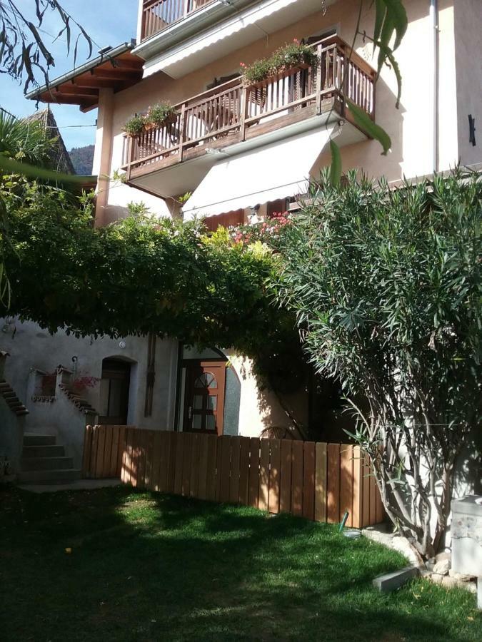 Haus Moeltner - Apartment "Weinansetz" Caldaro Extérieur photo