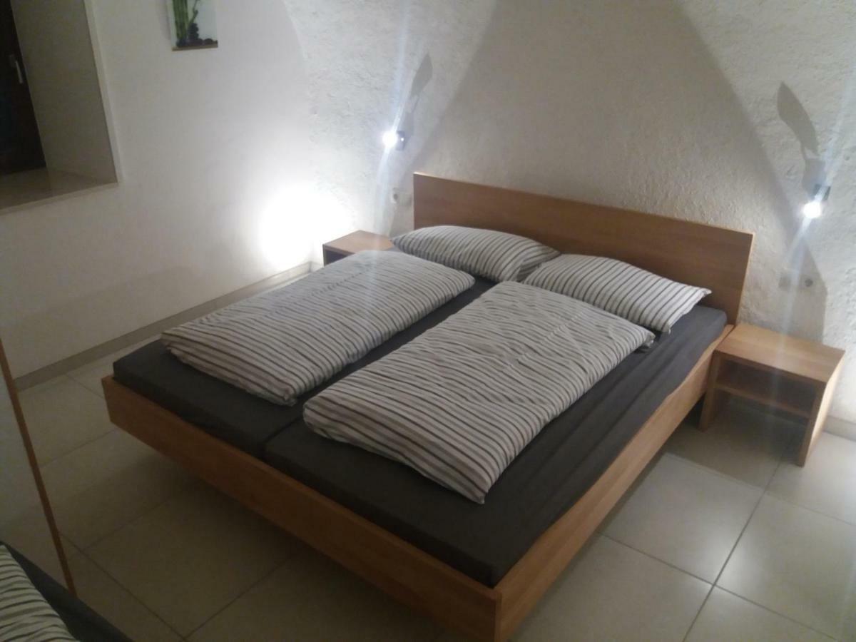 Haus Moeltner - Apartment "Weinansetz" Caldaro Extérieur photo